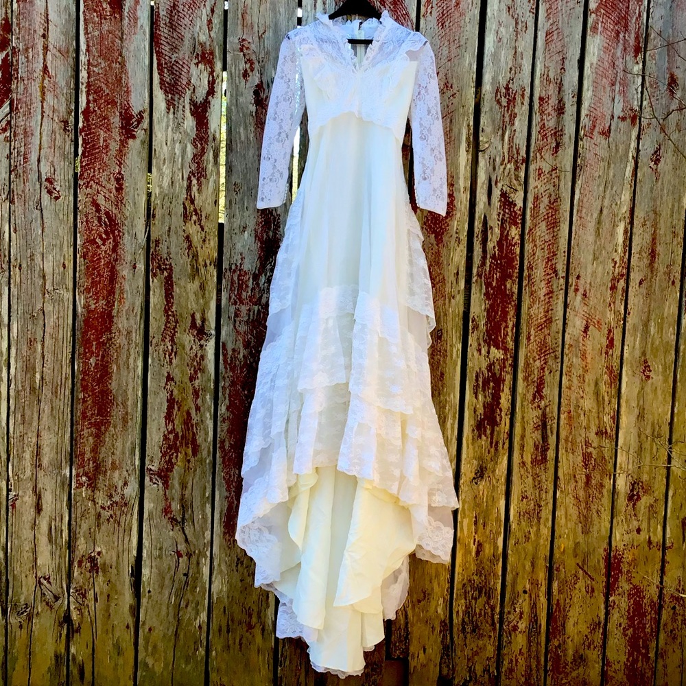 Vintage Union Made USA Wedding Dress Lace Long Train Tiered Victorian White WOW